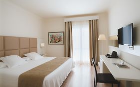 Hotel Pirineos Figueres by Pierre&Vacances